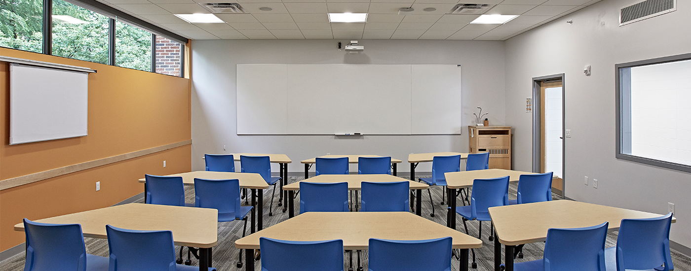 classroom_1400_550