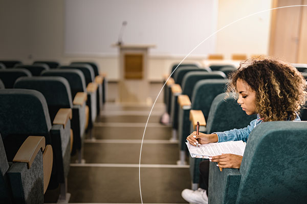 Large-scale spaces like cafeterias, gymnasiums and auditoriums can support a whole range of programming like lecture capture and livestreaming virtual classes. 