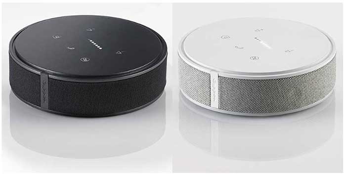 Product image of the black and white TableMIC solutions.